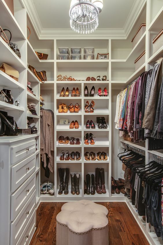 Walk-In Wardrobe